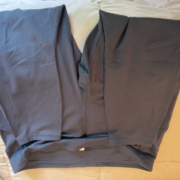 INVIGORATE HIGH-RISE CROP 23" Navy - Picture 2 of 2